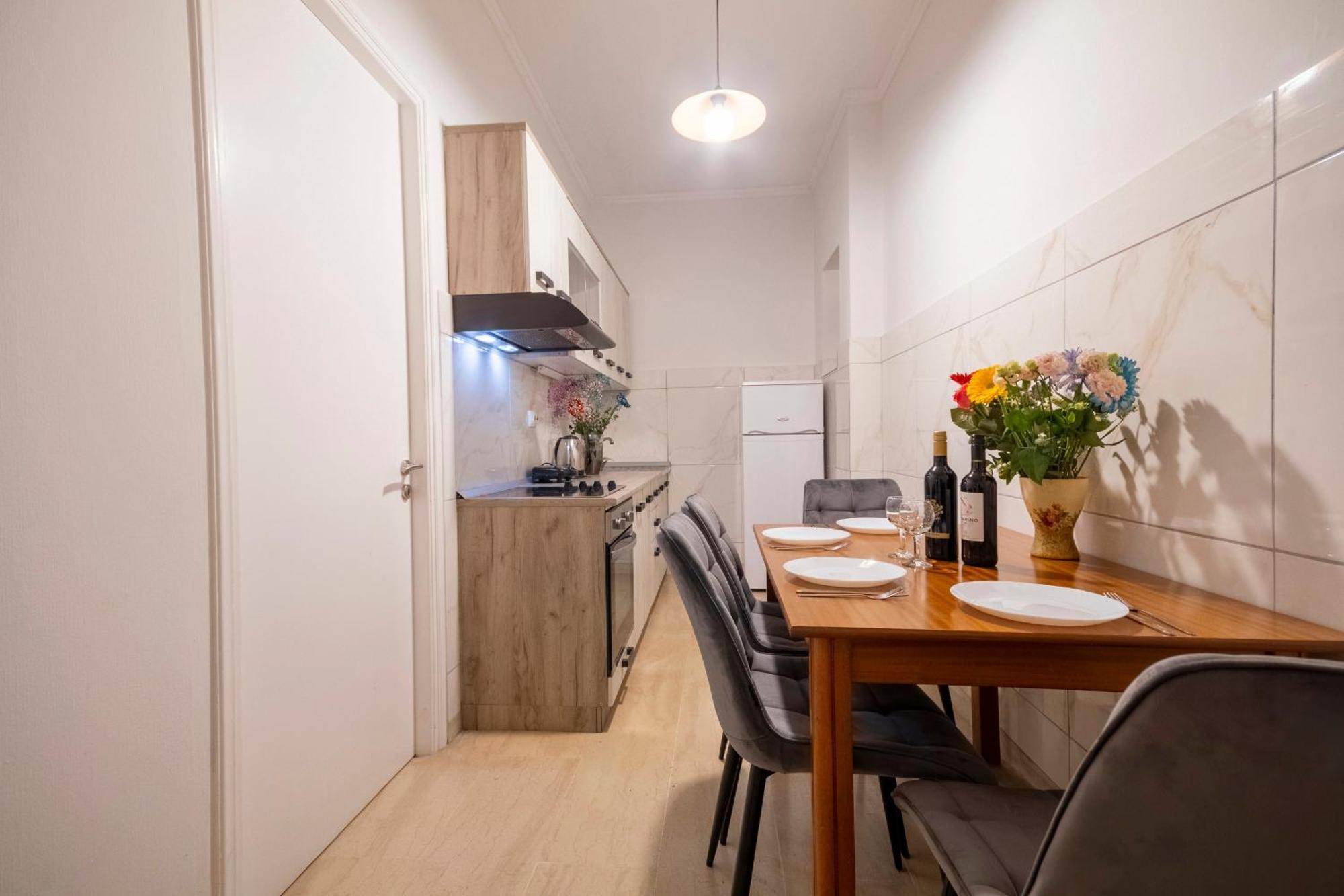 Mgi Apartments Ipsos Bagian luar foto